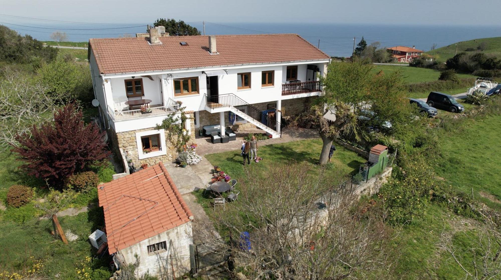 לינה וארוחת בוקר סן ויסנטה דה לה ברקרה Surf House Sanvi מראה חיצוני תמונה
